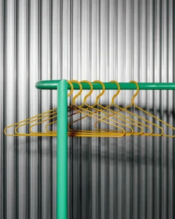 3 Perchas Colour, Dijon