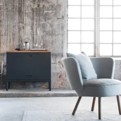 Aparador Prio bajo, Abedul aceitado blanco, puerta de madera