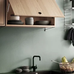 Armario con puerta abatible String, Nogal, 78x30 cm