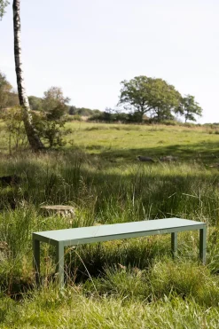 Banco Aria, Sage green