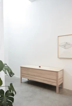 Banco con almacenamiento A Line 111 cm, Roble blanco