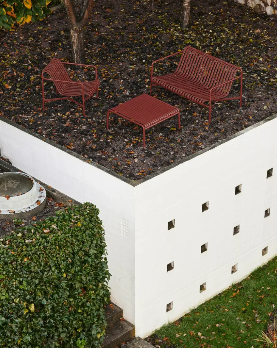 Banco con reposabrazos Palissade Dining, Iron red