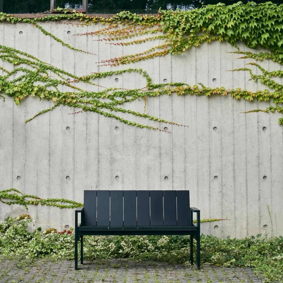 Banco Crate Dining Bench de pino lacado, Negro