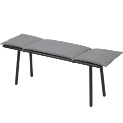 Banco Georg, Roble lacado en negro