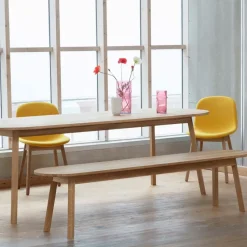 Banco Triangle Leg, roble lacado al agua, 150 cm