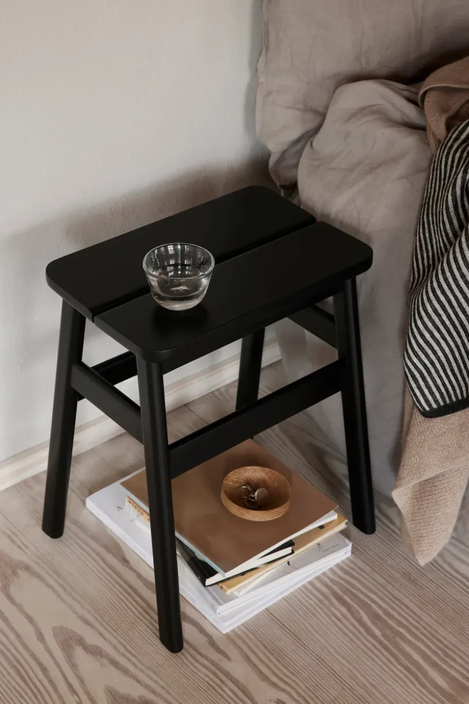 Banqueta Angle Standard 45 cm, Black