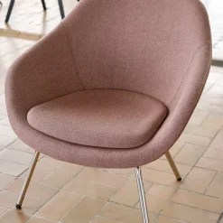 Butaca About a Lounge 87, Sense black-estructura de acero negra