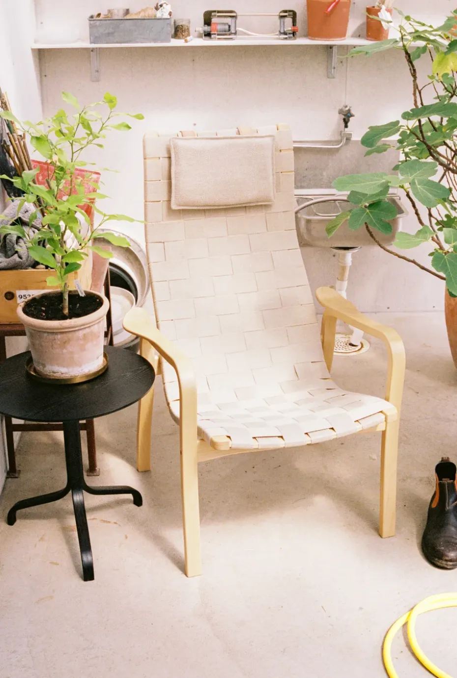 Butaca alto Primo con cojín para cuello haya lacada, natural