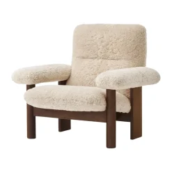 Butaca Brasilia, Dark oak-Nature sheepskin curly