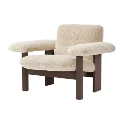 Butaca Brasilia low back, Dark oak-Nature sheepskin curly