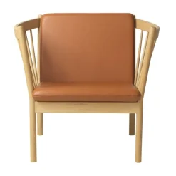 Butaca J146, Oak nature lacquered-cognac leather