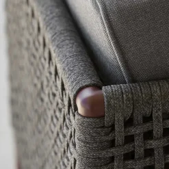 Butaca Lounge Encore, Cane-Line airtouch bordeaux/dark grey, incl. cojines