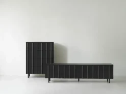 Cómoda Rib dresser 4 cajones, Soft Black