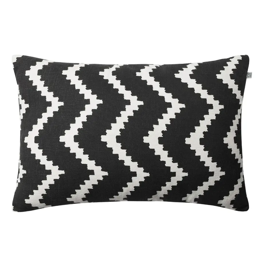 Cojín Ikat Sema, Black-off white