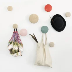 Colgador de pared The Dots, pequeño, roble