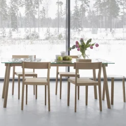 Corners Mesa, Roble teñido de negro, vidrio