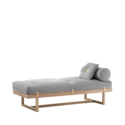 Diván Stay, Tela gris, estructura de roble aceitado blanco