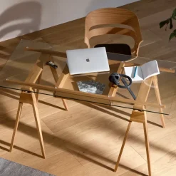 Escritorio Arco, Roble lacado transparente, incl. cajón, tablero de vidrio