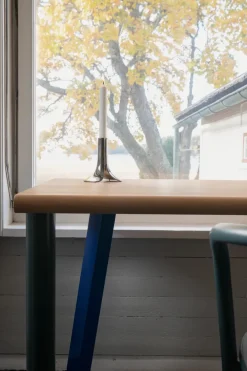 Escritorio Homework 140x60 cm, Fresno teñido de negro