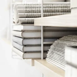 Estantería String Pocket, fresno-blanco, fresno-blanco