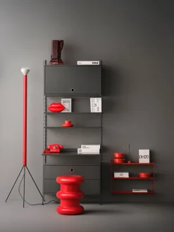 Estantería String Pocket metal, Oxtorg rojo