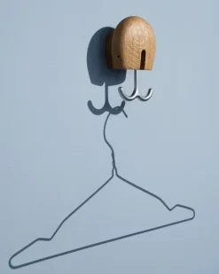 Gancho de pared Hércules, Roble tratado