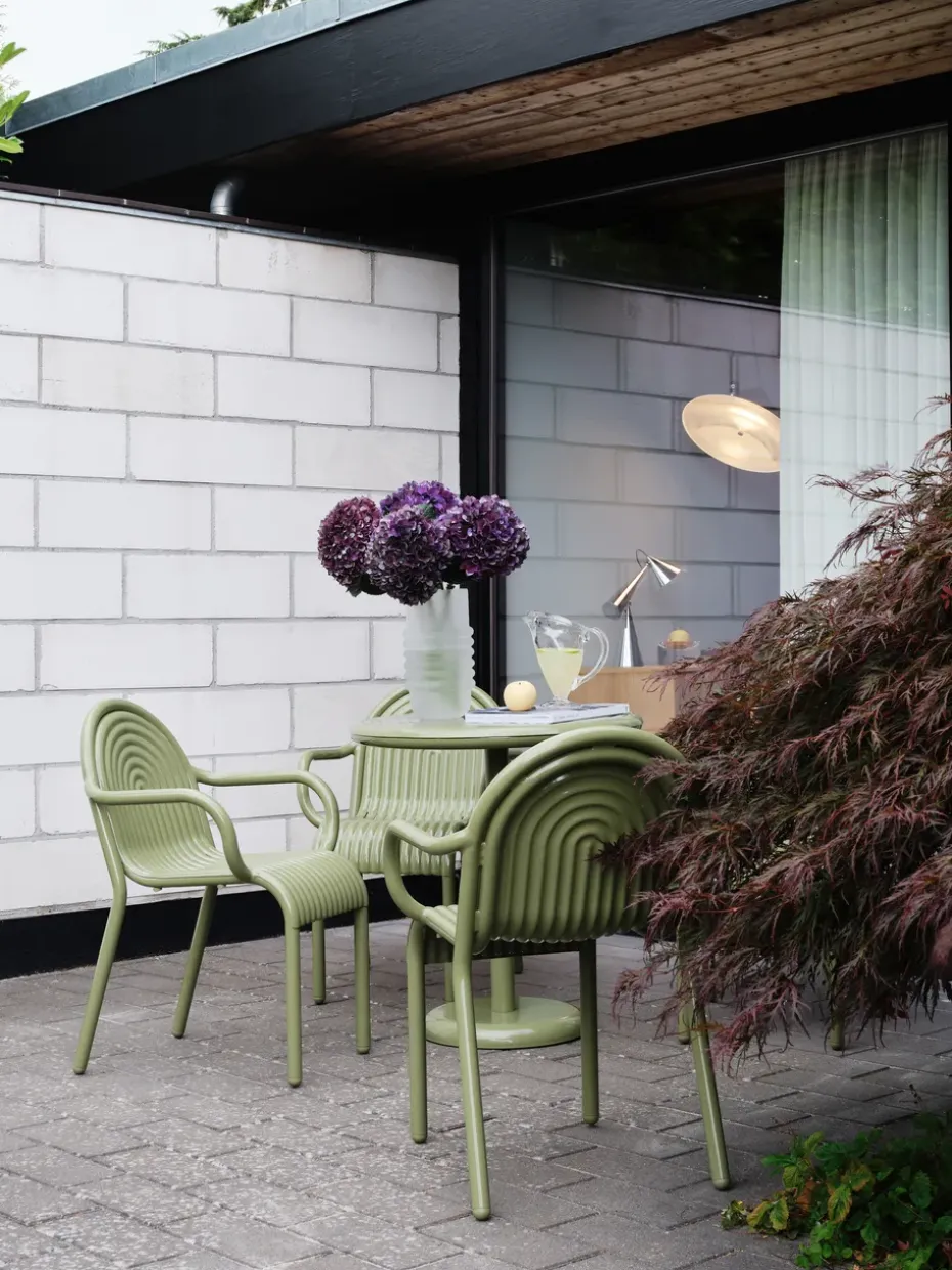 Groove lounge chair, Moss