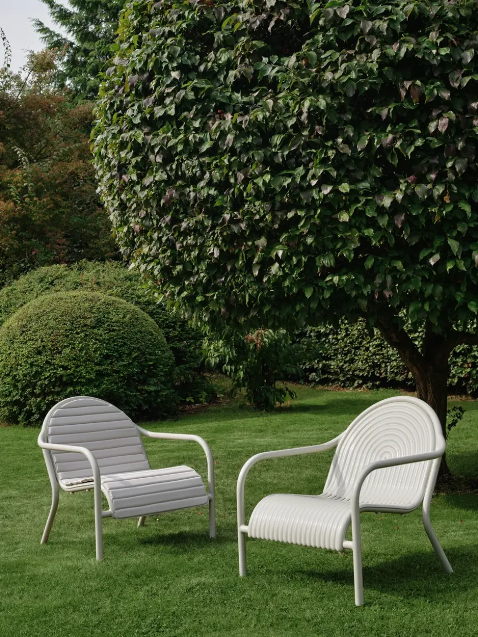 Groove lounge chair, Putty