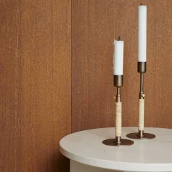 Mesa auxiliar Androgyne, Marble ivory, ø42 cm, base de acero ivory