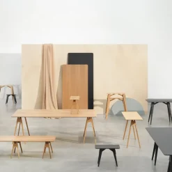 Mesa auxiliar Arco S, negro