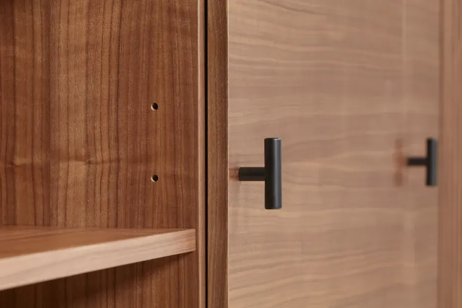 Mesa auxiliar Array, 180 cm, Nogal