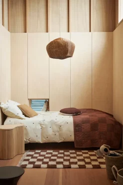 Mesa auxiliar con almacenaje Isola, Natural