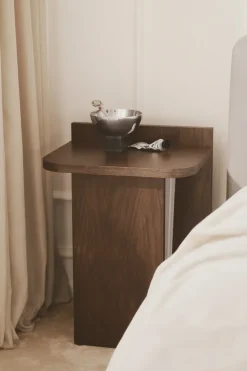 Mesa auxiliar Ismo, Roble oscuro