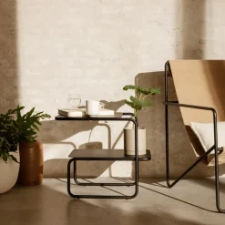 Mesa auxiliar Level , Black