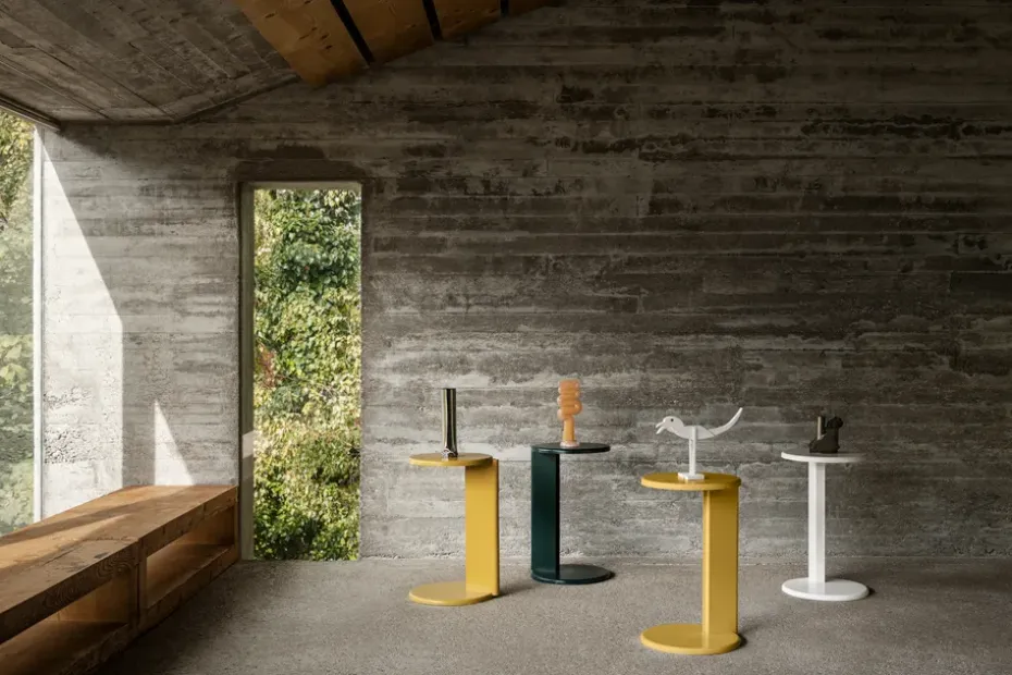 Mesa auxiliar Lolly 56 cm, Traffic red gloss