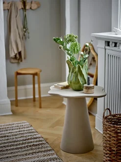 Mesa auxiliar Soller, Natur