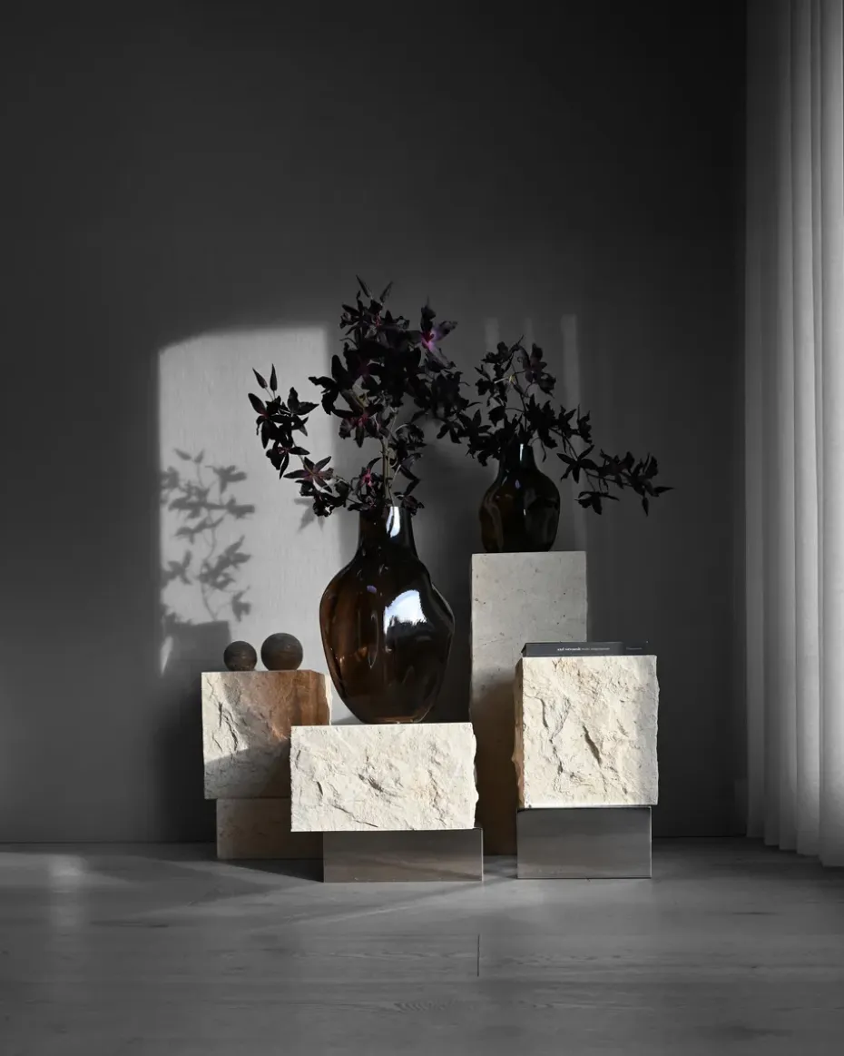 Mesa auxiliar Temple tall 50x33 cm, Chrome-limestone