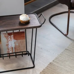 Mesa bandeja Minnie Mae Wood, negro-fresno oscuro