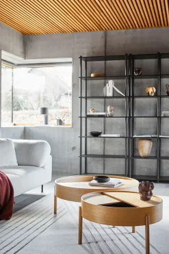 Mesa de centro Arc Ø66 cm, Roble barnizado