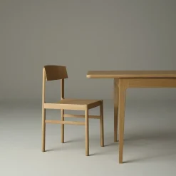 Mesa de comedor Höllviken, Roble blanqueado con laca mate