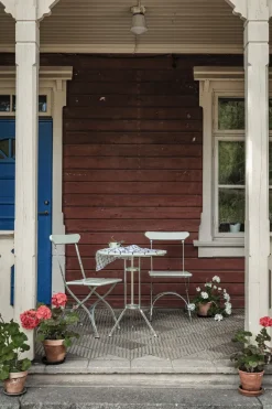 Mesa de tres patas Bryggeri, Roble lacado blanco-galvanizado en caliente