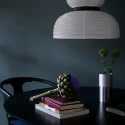 Mesa In Between SK4, Roble lacado negro