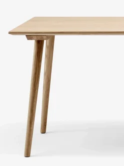 Mesa In Between SK6, Roble lacado transparente