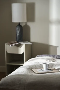 Mesilla de cama Vidja, Sand