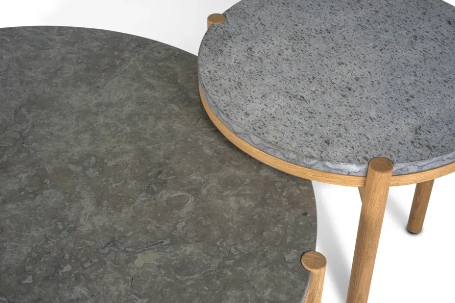 Mesita auxiliar Dondo roble blanqueado Ø45 cm, Piedra caliza cepillada