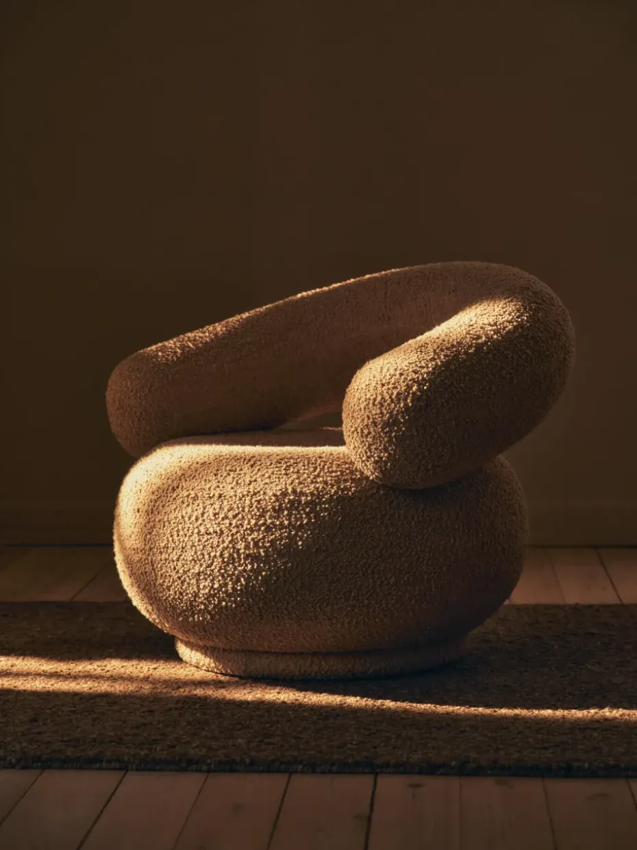 Orbo Lounge chair, Raw bouclé - Natural