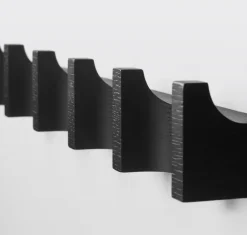 Perchero Column 49 cm, Roble lacado en negro