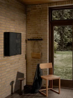 Perchero Column 49 cm, Roble lacado en negro