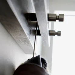 Perchero Cutter, Roble, teñido en negro, 7 pomos