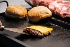 Plancha de asar Satake de hierro fundido, 47,5x27 cm